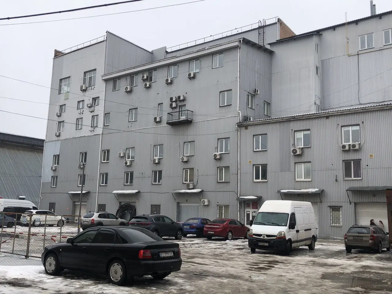 Фото Орендувати офіс, Пирогівський Шлях вул. (Червонопрапорна) 34 Київ в довгострокову оренду, ціна: 150 UAH, код 4166