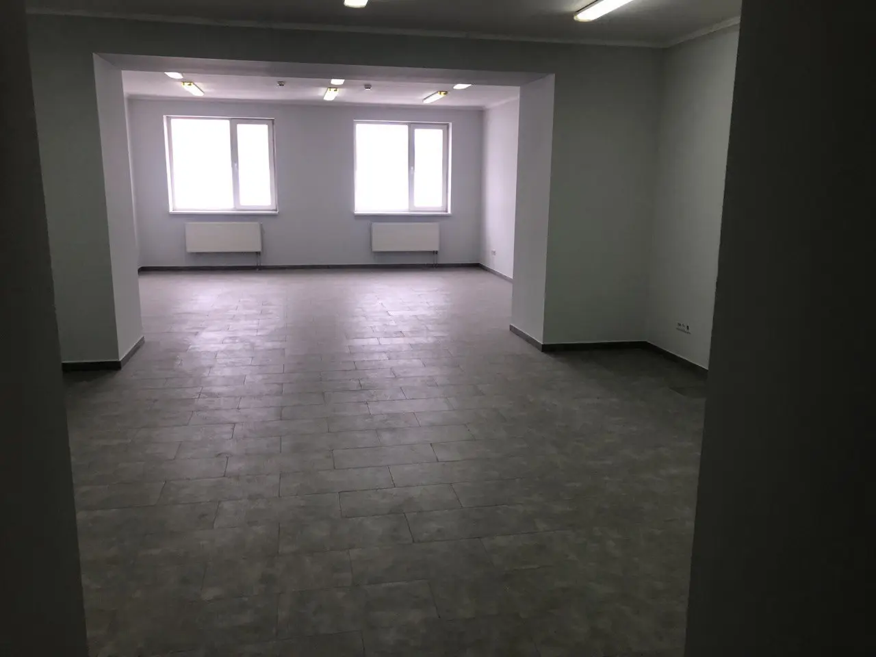 Фото Орендувати офіс, Пирогівський Шлях вул. (Червонопрапорна) 34 Київ в довгострокову оренду, ціна: 150 UAH, код 4166