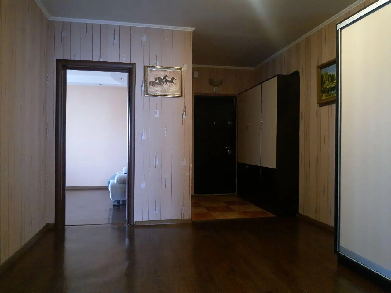 Фото Продаю 3-комнатную квартиру, 75.5 кв. м, Ларисы Руденко ул. 3а Киев, цена: 90000 $, код 4182