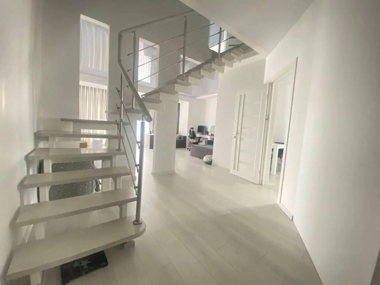 Фото Продаю 4 кімнатну квартиру, 125 кв. м, Драгоманова вул. 31в Київ, ціна: 150000 $, код 4190