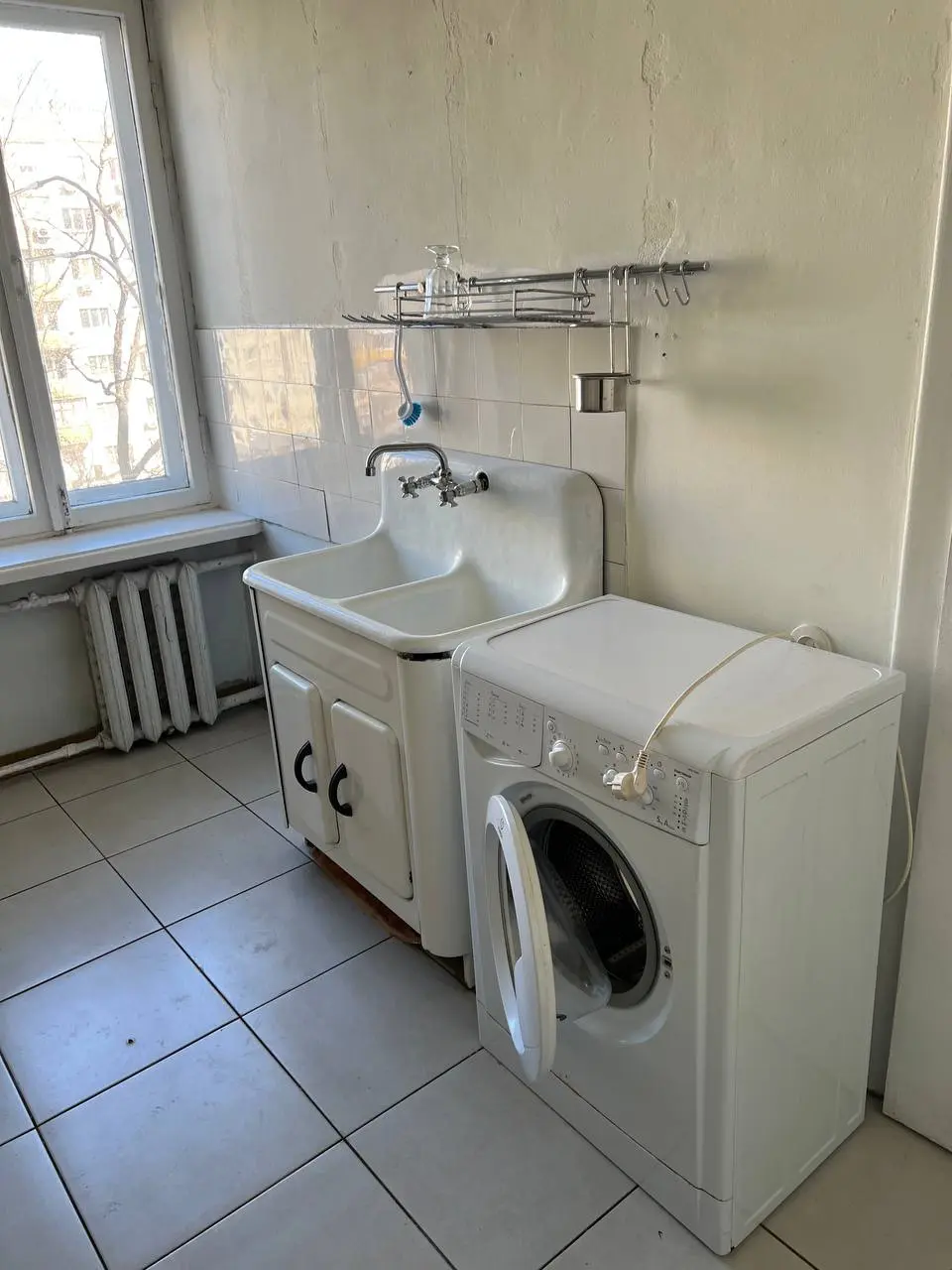 Фото Rent a 1-room apartment, Lesi Ukrainky Boulevard 24 Kyiv for long-term rent, price: 14000 UAH, code 4196