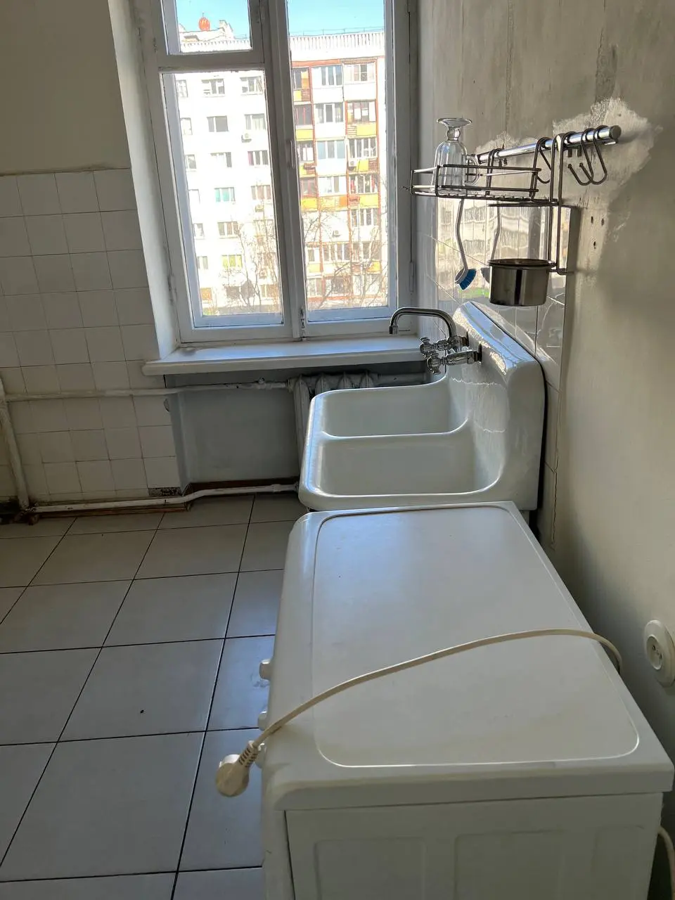 Фото Зняти 1 кімнатну квартиру, Київ в довгострокову оренду, ціна: 14000 UAH, код 4197