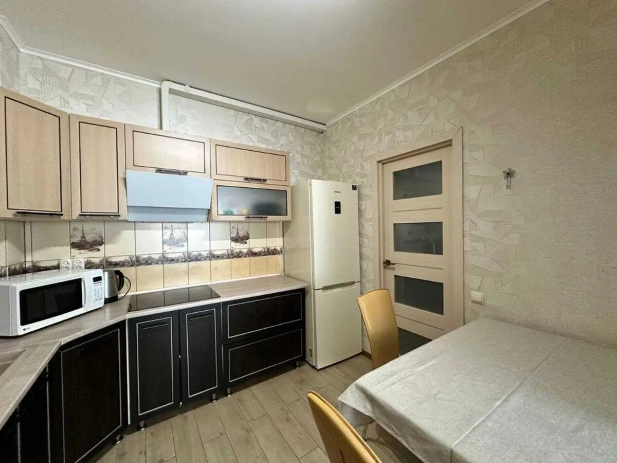 Фото Продаю 2 кімнатну квартиру, 53 кв. м, Клавдіївська вул. 40г Київ, ціна: 71000 $, код 4198