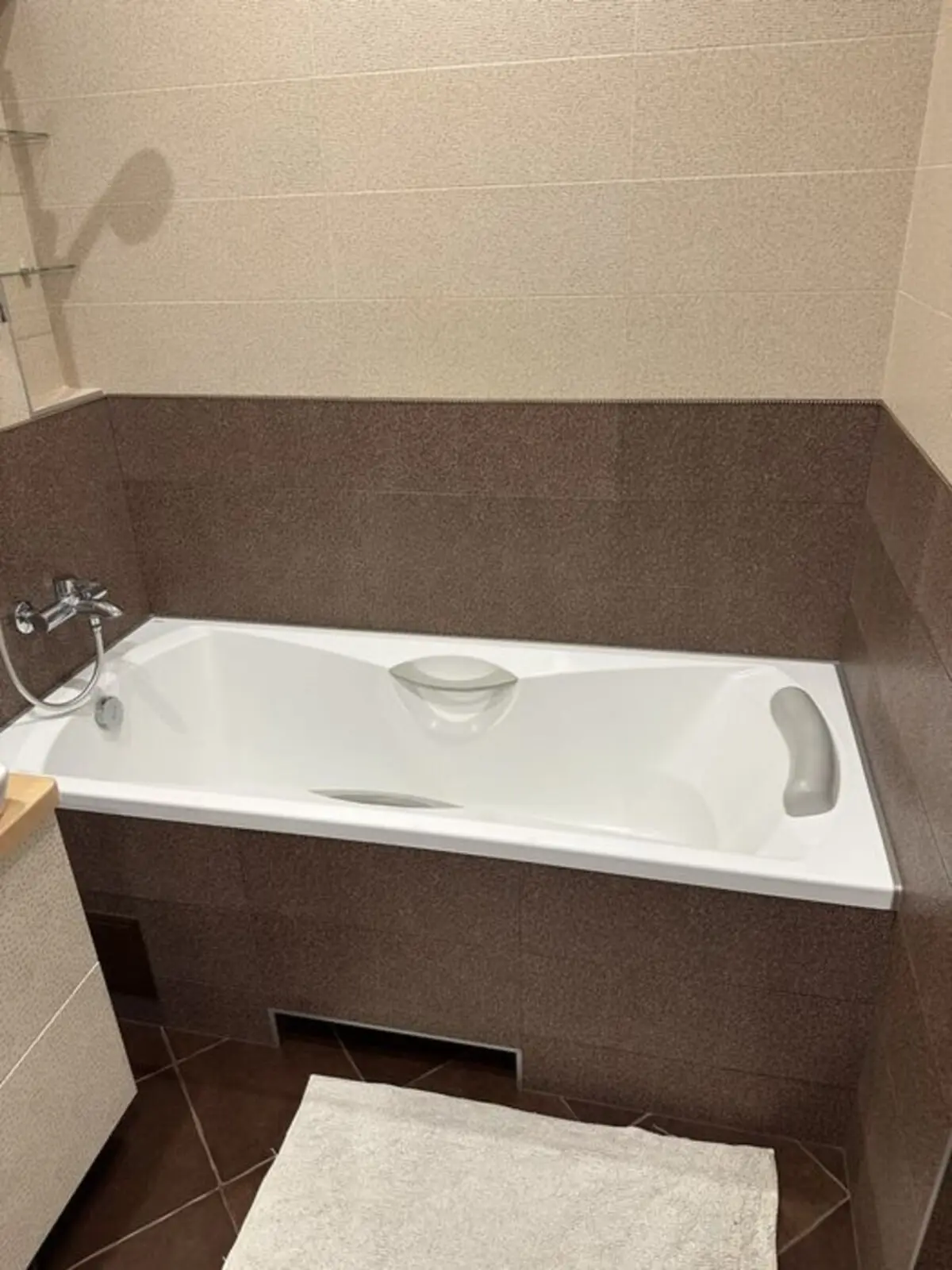 Фото Selling a 1-room apartment, 49 sq.m., Olevska Street 5 Kyiv, price: 80000 $, code 4200