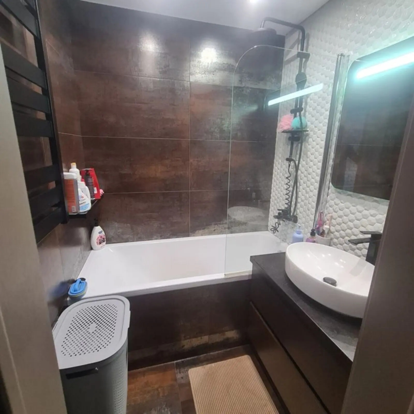 Фото Selling a 3-room apartment, 80 sq.m., Olevska Street  Kyiv, price: 165000 $, code 4201