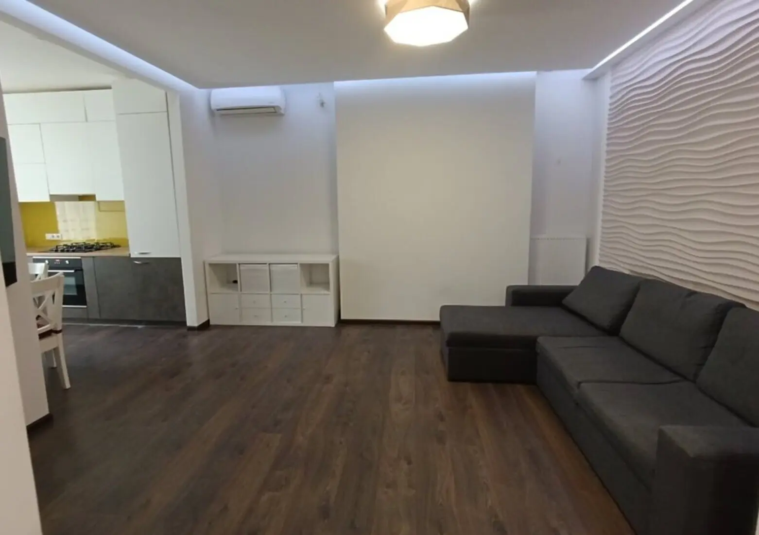 Фото Selling a 2-room apartment, 63 sq.m., Dmytra Lutsenka Street (Yuriia Smolycha Street)  Kyiv, price: 143000 $, code 4204