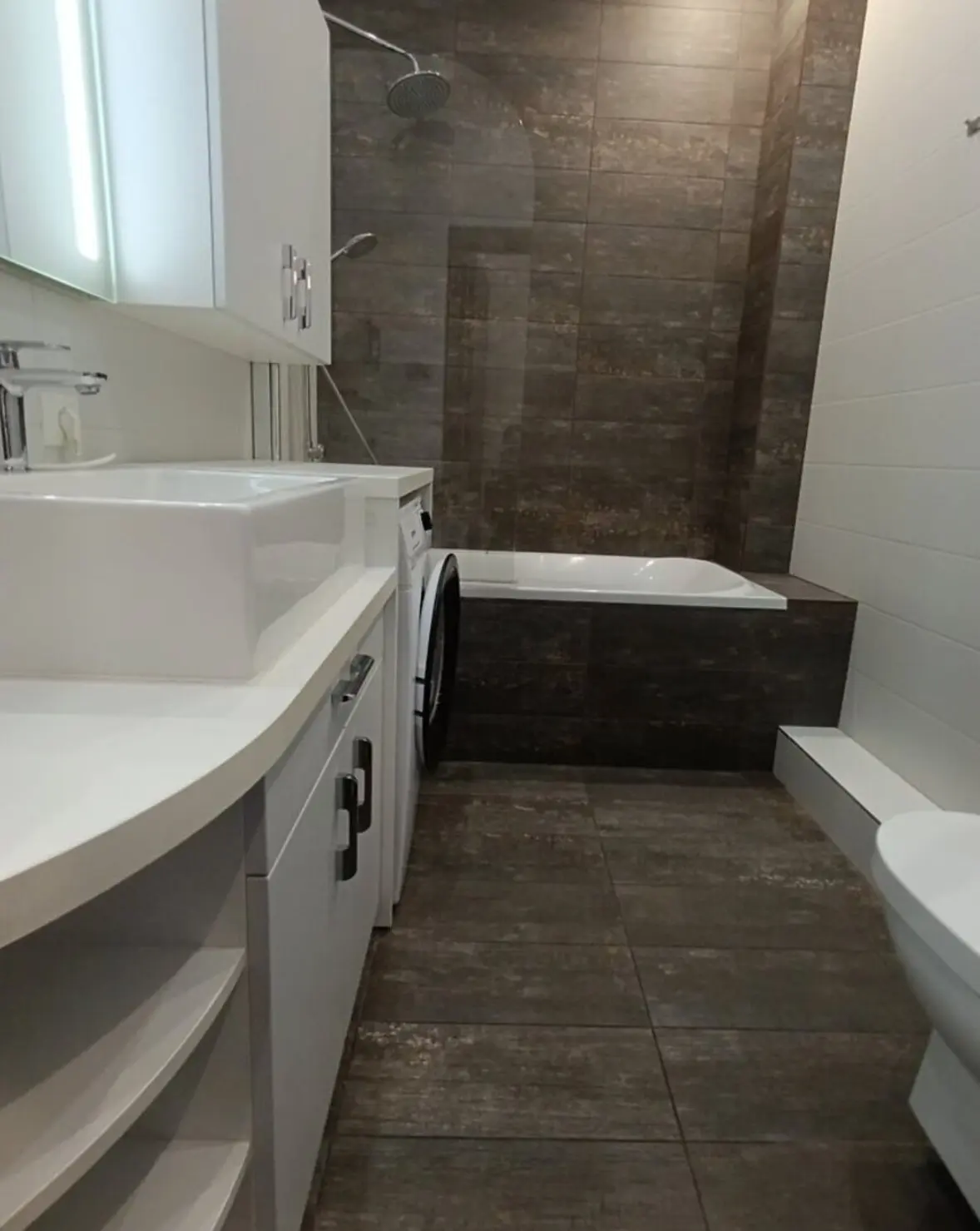 Фото Selling a 2-room apartment, 63 sq.m., Dmytra Lutsenka Street (Yuriia Smolycha Street)  Kyiv, price: 143000 $, code 4204