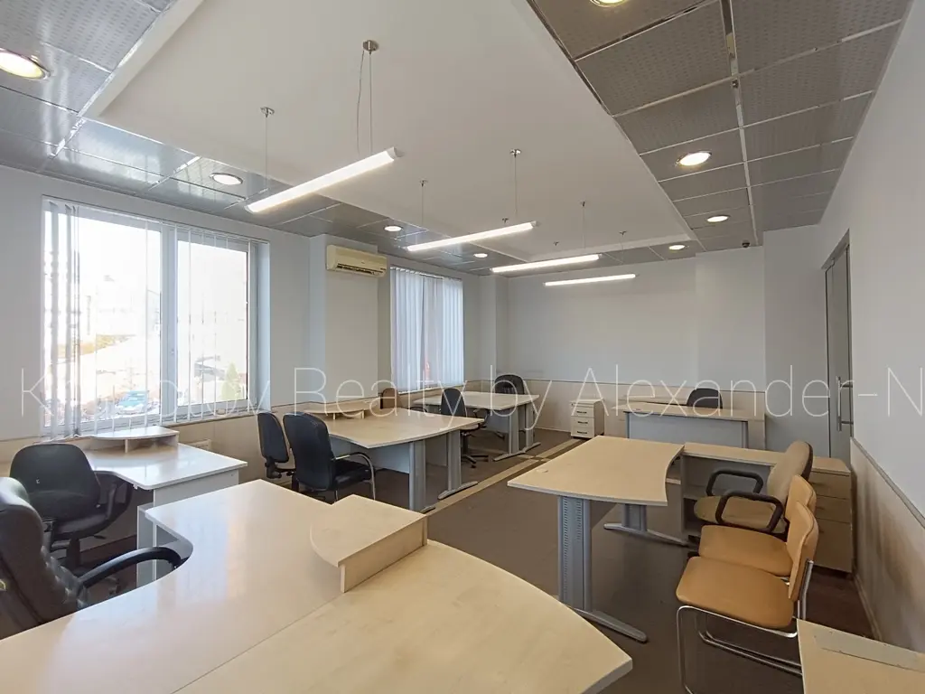 Фото Орендувати офіс, Шевченка просп. 4б Одеса в довгострокову оренду, ціна: 550 $, код 4206