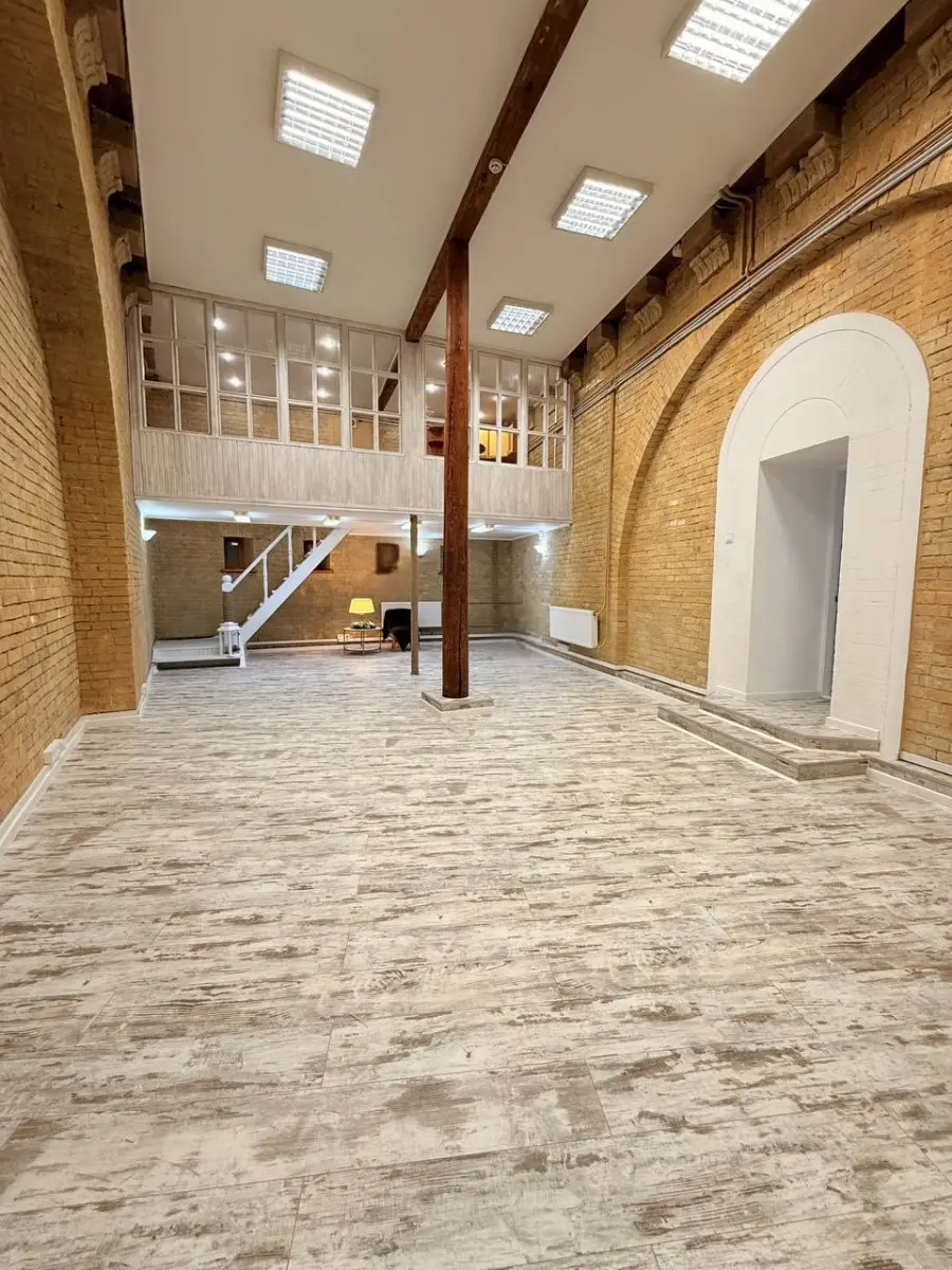 Фото Орендувати офіс, Рибальська вул.  Київ в довгострокову оренду, ціна: 500 UAH, код 4213