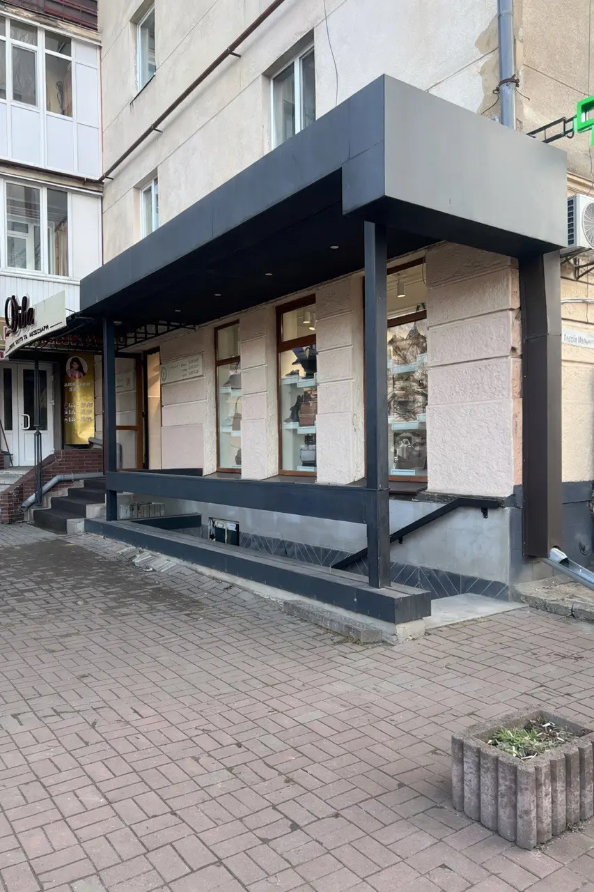 Фото Продаю коммерческую недвижимость, 106 кв. м, Независимости ул. 36 Ивано-Франковск, цена: 167000 $, код 4214