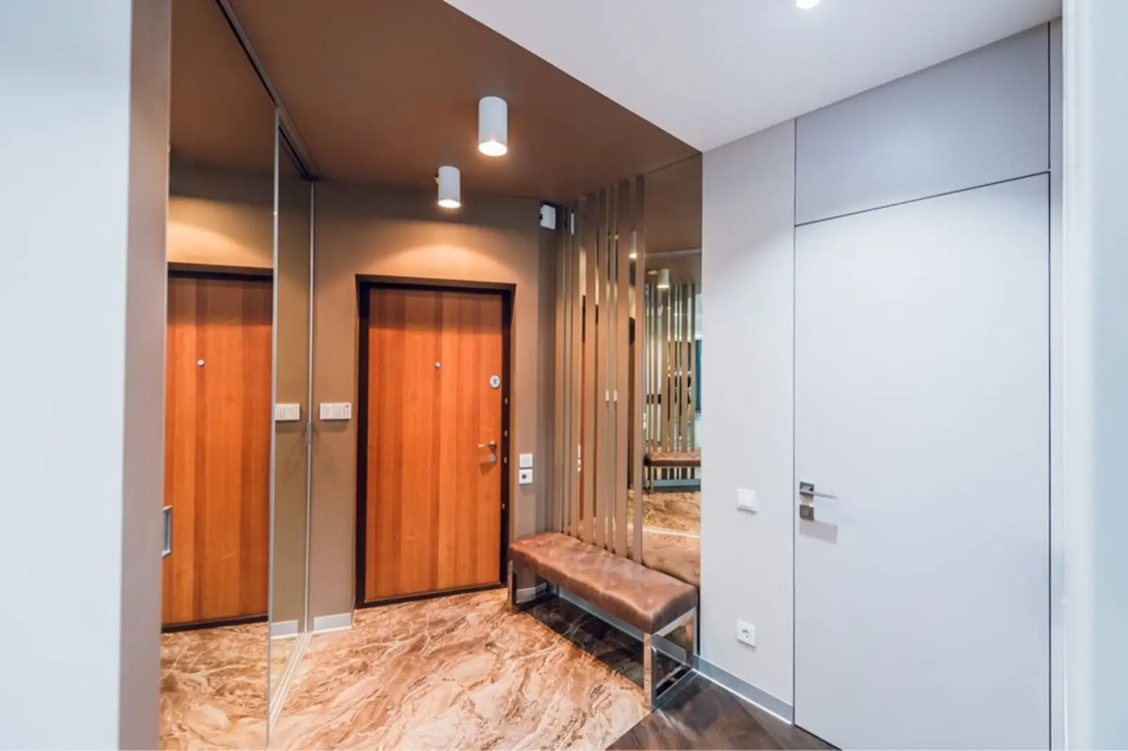 Фото Продаю 3 кімнатну квартиру, 91 кв. м, Митрополита Василя Липківського вул. (Урицького) 16в Київ, ціна: 275000 $, код 4219