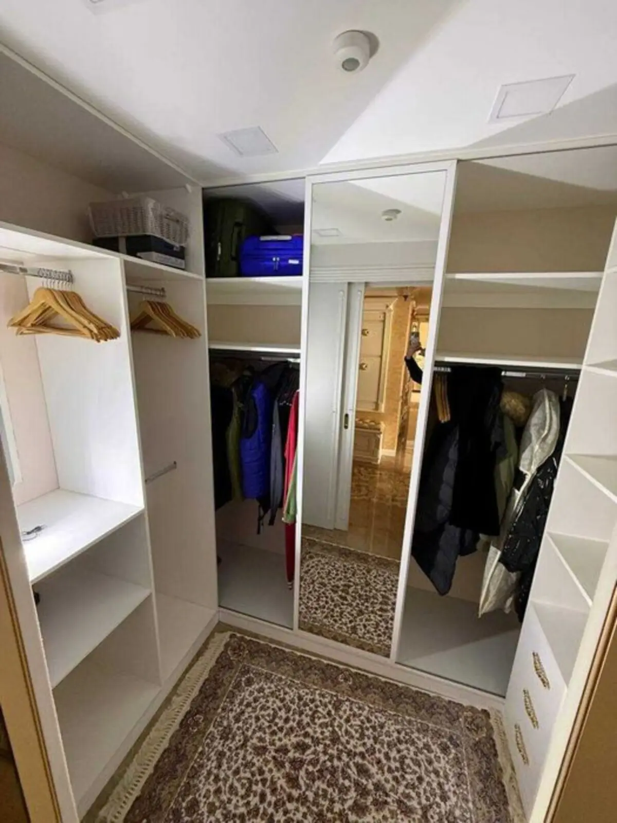 Фото Продаю 2 кімнатну квартиру, 91 кв. м, Деміївська вул. 13 Київ, ціна: 300000 $, код 4223