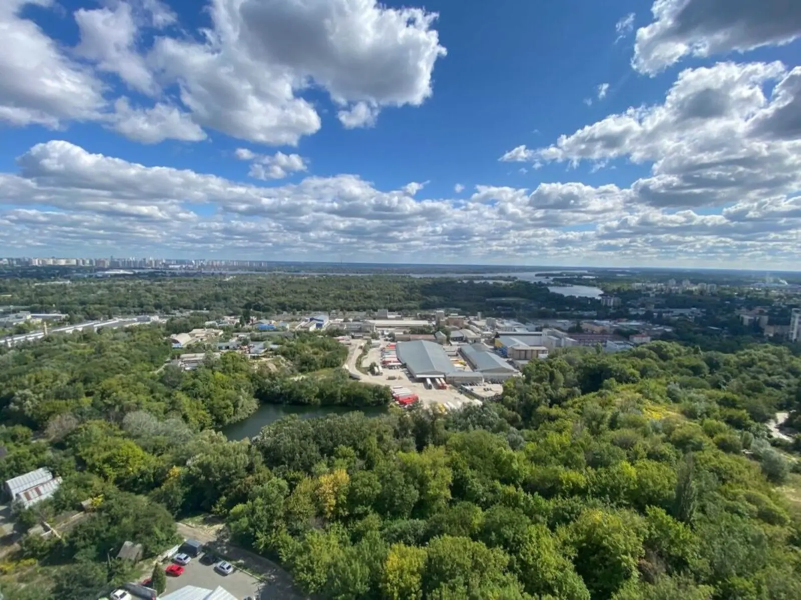 Фото Selling a 3-room apartment, 93 sq.m., Motornyi lane  Kyiv, price: 102000 $, code 4232