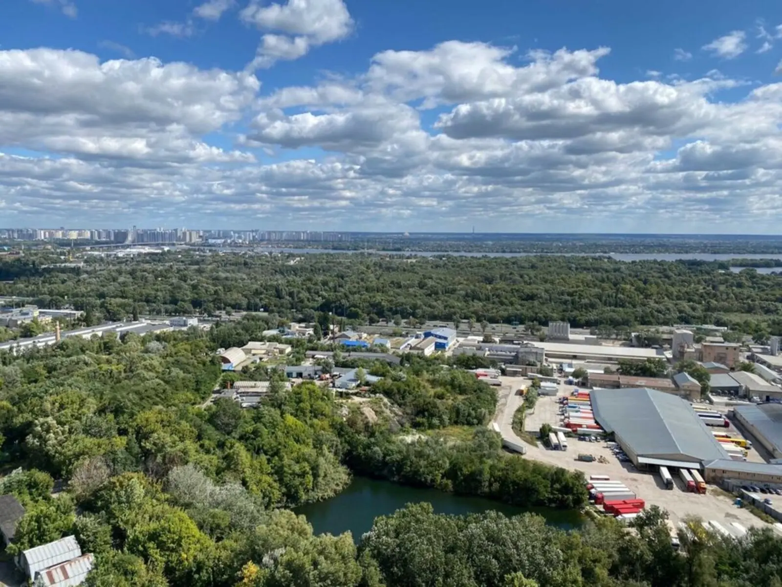 Фото Selling a 3-room apartment, 93 sq.m., Motornyi lane  Kyiv, price: 102000 $, code 4232