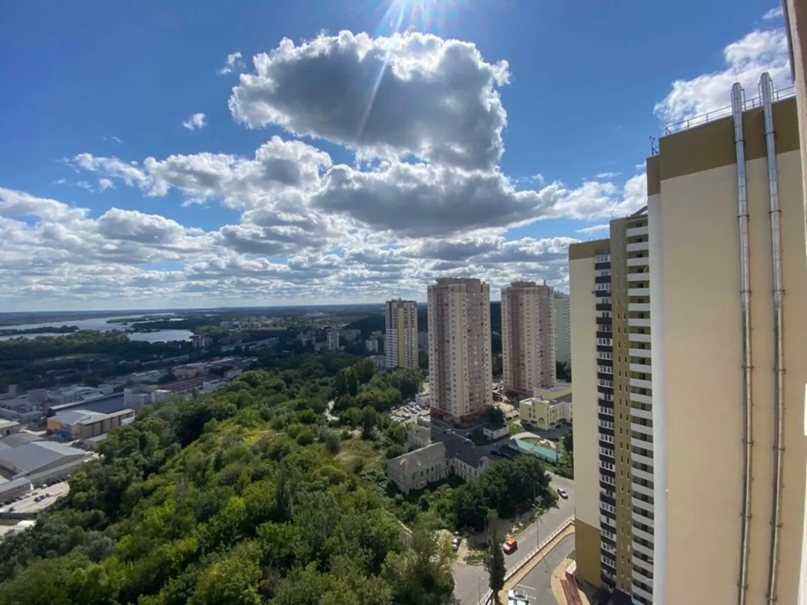 Фото Selling a 3-room apartment, 93 sq.m., Motornyi lane  Kyiv, price: 102000 $, code 4232