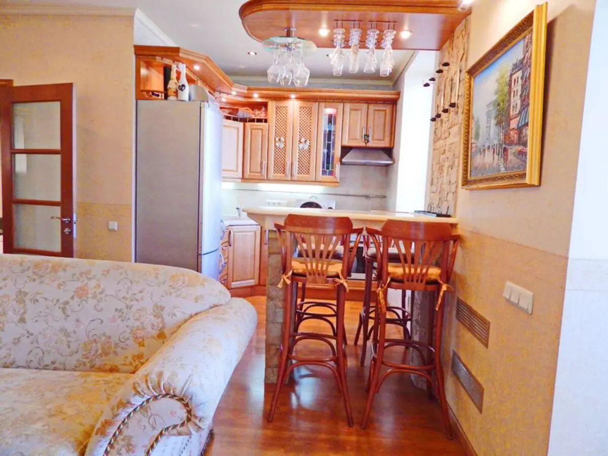 Фото Снять 2-комнатную квартиру, Мечникова ул. 16 Киев в долгосрочную аренду, цена: 800 €, код 4233