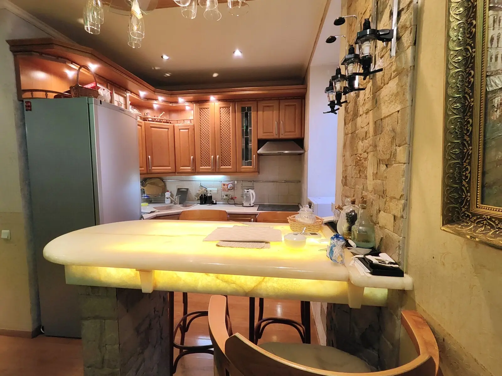 Фото Снять 2-комнатную квартиру, Мечникова ул. 16 Киев в долгосрочную аренду, цена: 800 €, код 4233