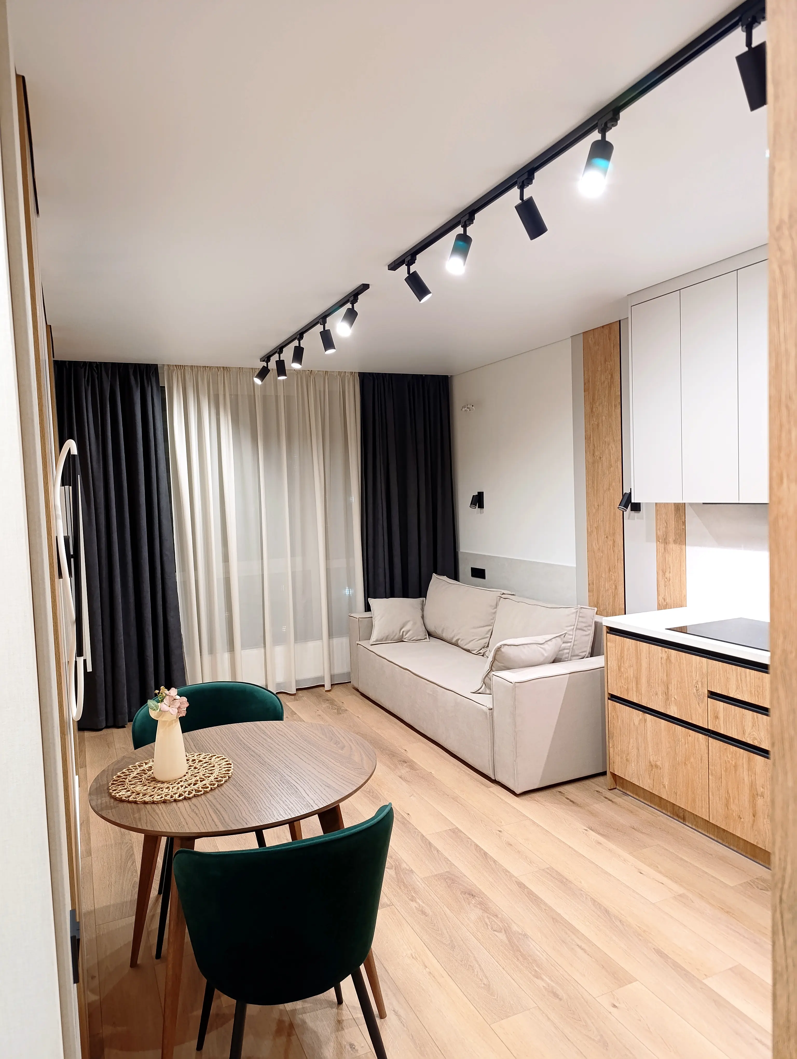 Фото Продаю 1-комнатную квартиру, 41.5 кв. м, Всеволода Змиенко ул.  Киев, цена: 115000 $, код 4240