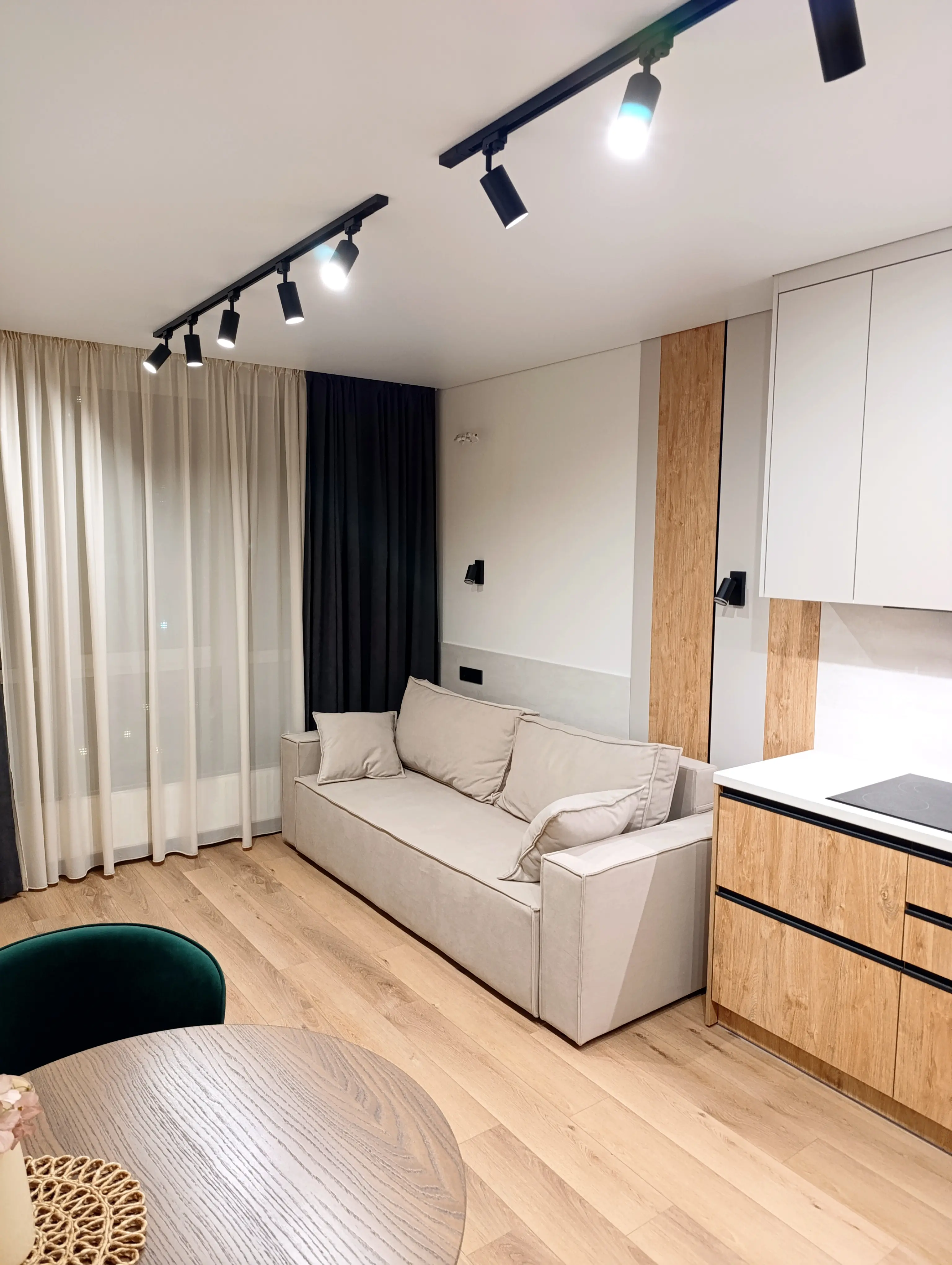 Фото Продаю 1-комнатную квартиру, 41.5 кв. м, Всеволода Змиенко ул.  Киев, цена: 115000 $, код 4240