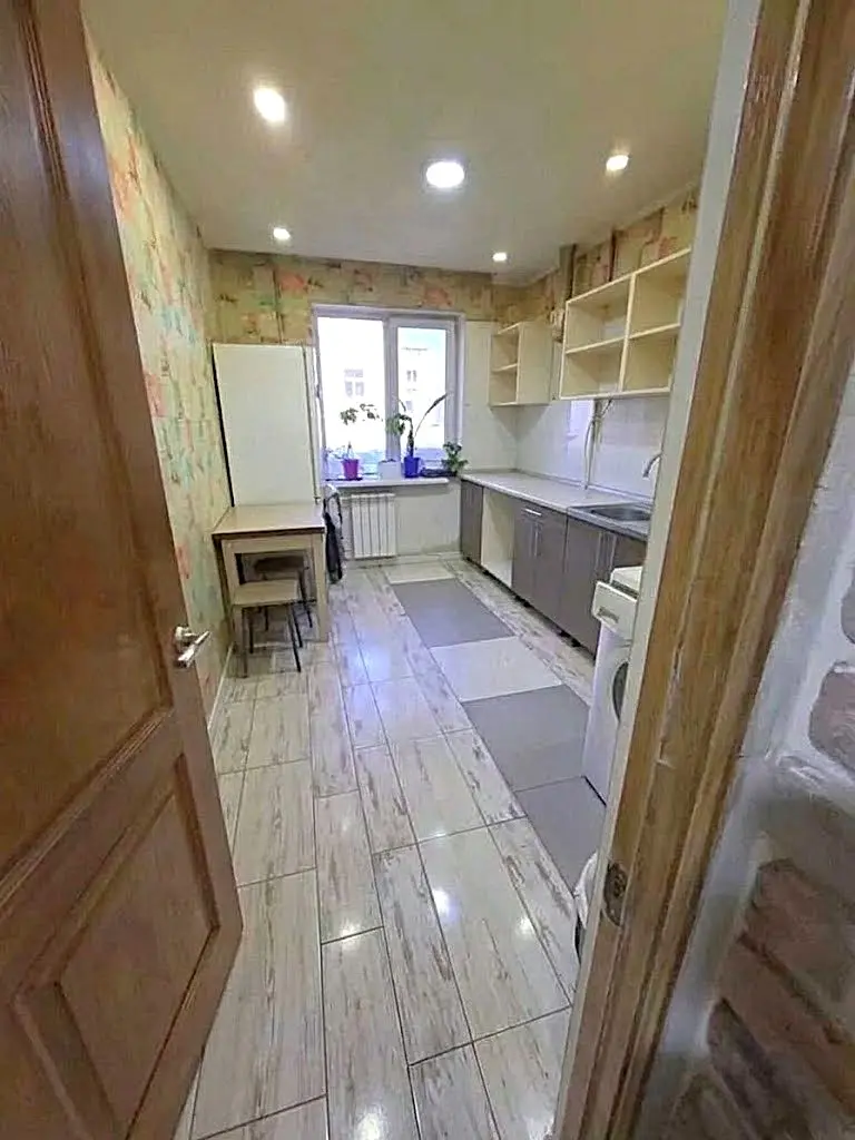 Фото Продаю 3-комнатную квартиру, 65 кв. м, Варненская ул. 7/3 Одесса, цена: 3 $, код 4241