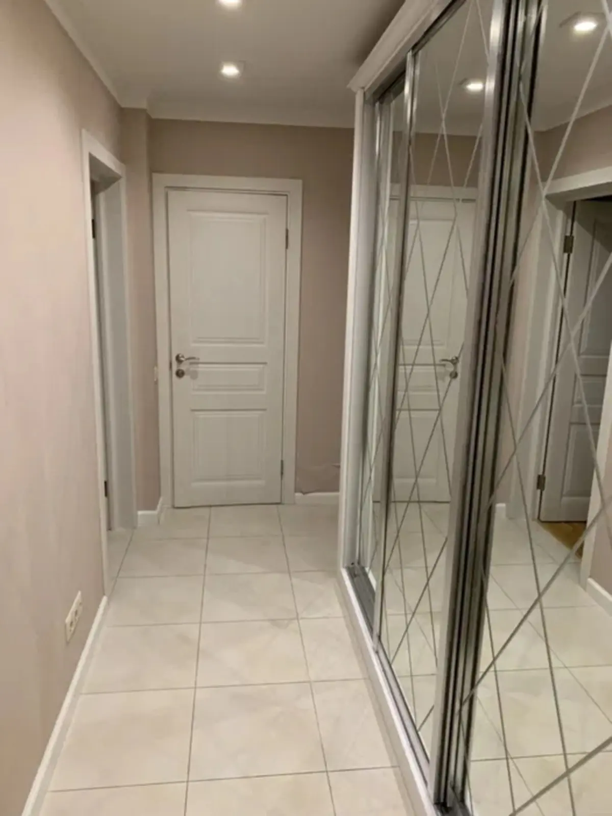 Фото Selling a 2-room apartment, 53 sq.m., Ivana Kotliarevskoho Street (Kulibina Street)  Fastiv, price: 68500 $, code 4244