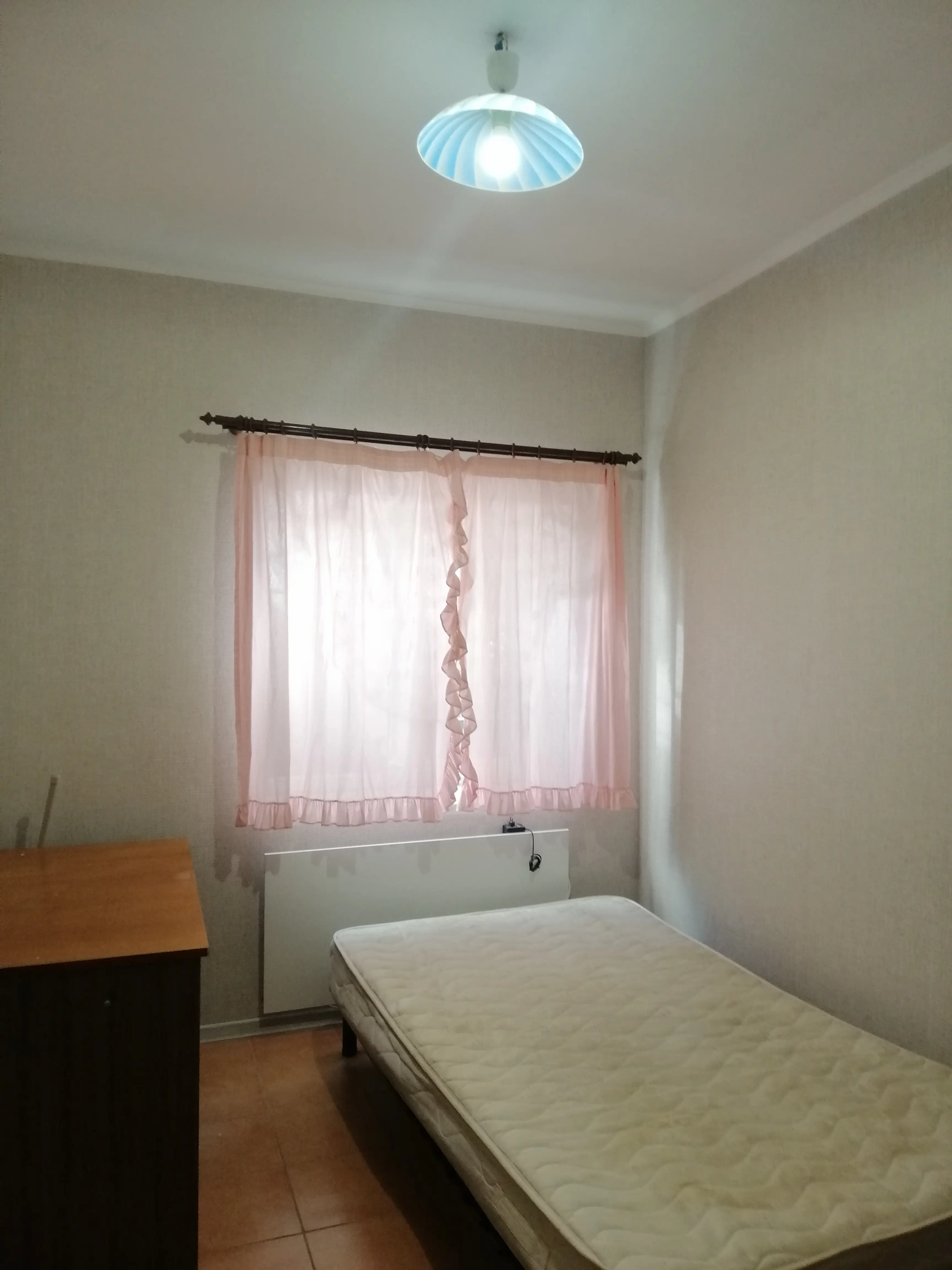 Фото Selling a 1-room apartment, 36 sq.m., Universytetska Street (Karla Marksa Street) 2е Irpin, price: 40000 $, code 4245