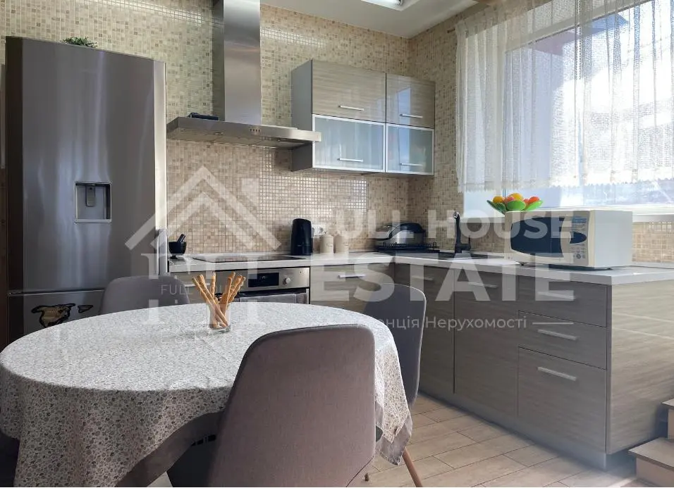 Фото Продаю 3 кімнатну квартиру, 82 кв. м, Януша Корчака вул. (Баумана) 25 Київ, ціна: 157500 $, код 4254