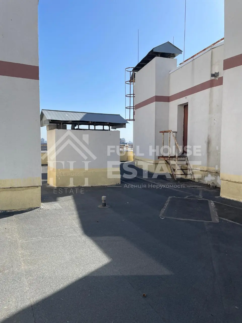 Фото Продаю 3 кімнатну квартиру, 82 кв. м, Януша Корчака вул. (Баумана) 25 Київ, ціна: 157500 $, код 4254