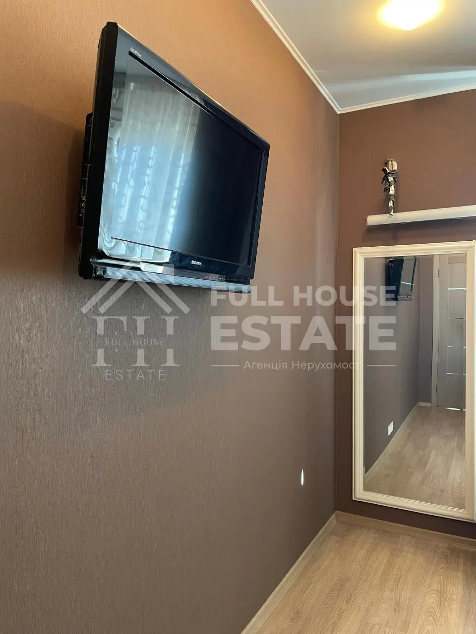 Фото Продаю 3 кімнатну квартиру, 82 кв. м, Януша Корчака вул. (Баумана) 25 Київ, ціна: 157500 $, код 4254