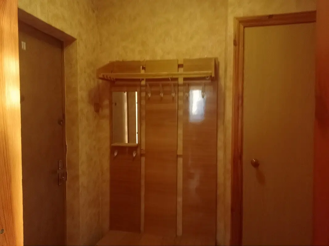 Фото Зняти 1 кімнатну квартиру, Харківське шосе 56 Київ в довгострокову оренду, ціна: 12000 грн, код 4257