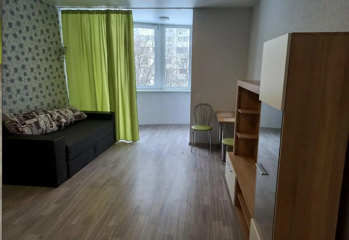 Фото Зняти 1 кімнатну квартиру, Харківське шосе 15 Київ в довгострокову оренду, ціна: 12000 грн, код 4258