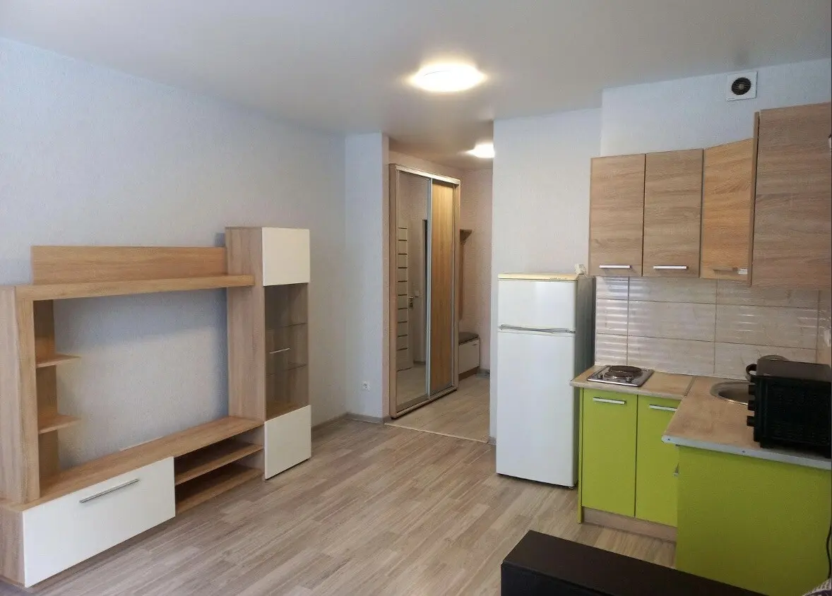 Фото Зняти 1 кімнатну квартиру, Харківське шосе 15 Київ в довгострокову оренду, ціна: 12000 грн, код 4258