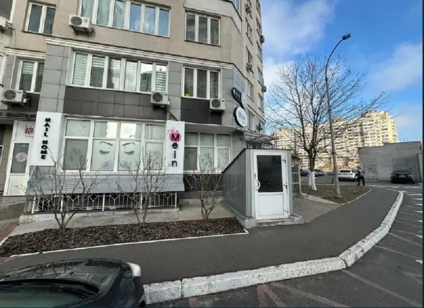 Фото Орендувати офіс, Срібнокільська вул. 1 Київ в довгострокову оренду, ціна: 22000 грн, код 4260