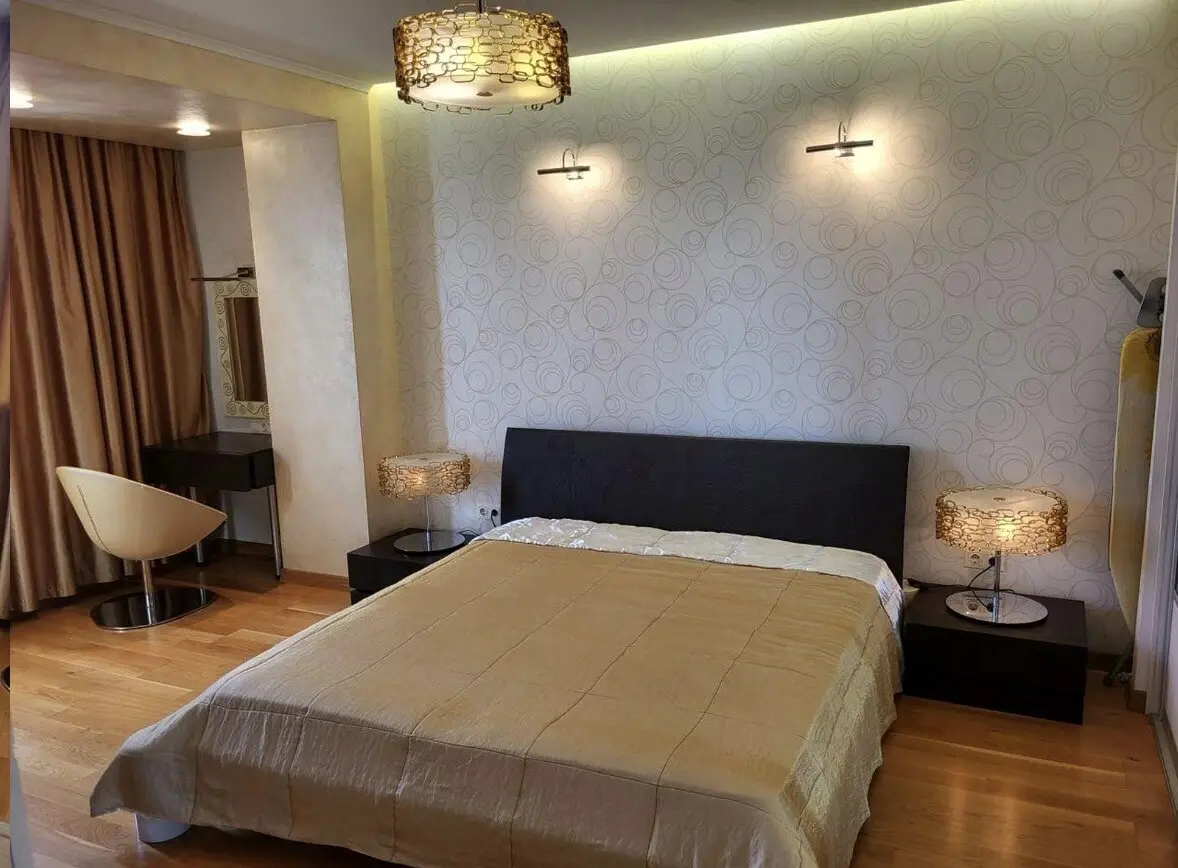 Фото Снять 2-комнатную квартиру, Юрия Шумского ул. 1 Киев в долгосрочную аренду, цена: 30964 грн, код 4270