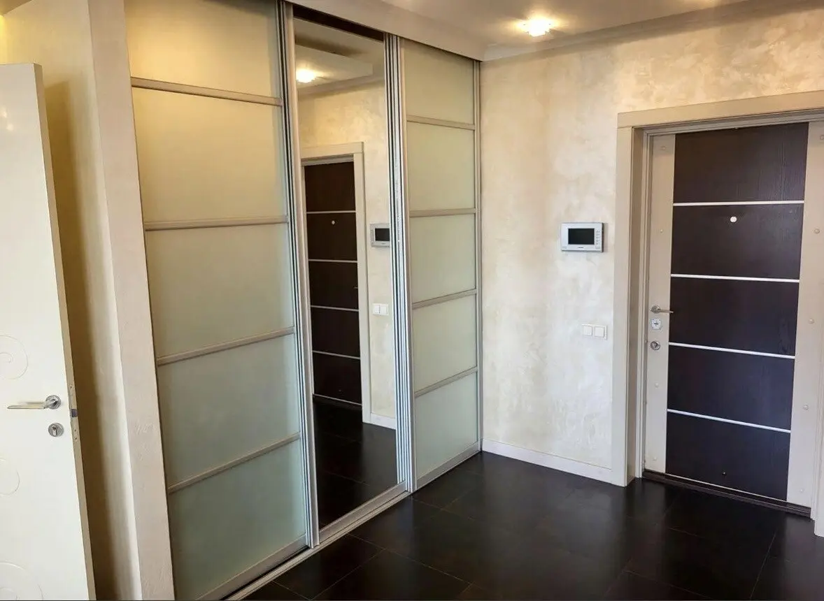 Фото Снять 2-комнатную квартиру, Юрия Шумского ул. 1 Киев в долгосрочную аренду, цена: 30964 грн, код 4270