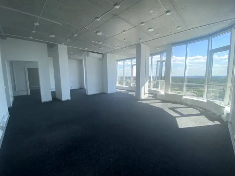 Фото Орендувати офіс, Андрія Верхогляда вул. (Михайла Драгомирова) 2а Київ в довгострокову оренду, ціна: 1000 $, код 4279