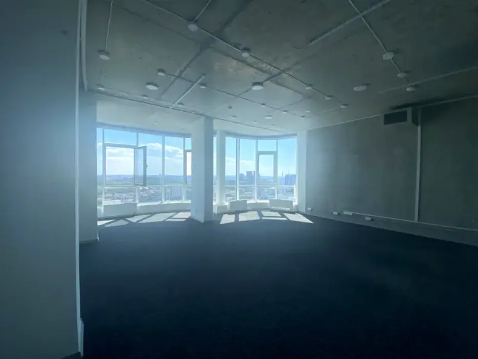 Фото Орендувати офіс, Андрія Верхогляда вул. (Михайла Драгомирова) 2а Київ в довгострокову оренду, ціна: 1000 $, код 4279