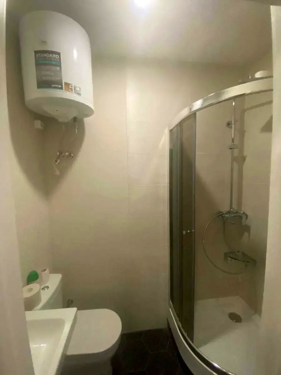 Фото Орендувати офіс, Андрія Верхогляда вул. (Михайла Драгомирова) 2а Київ в довгострокову оренду, ціна: 1200 $, код 4280