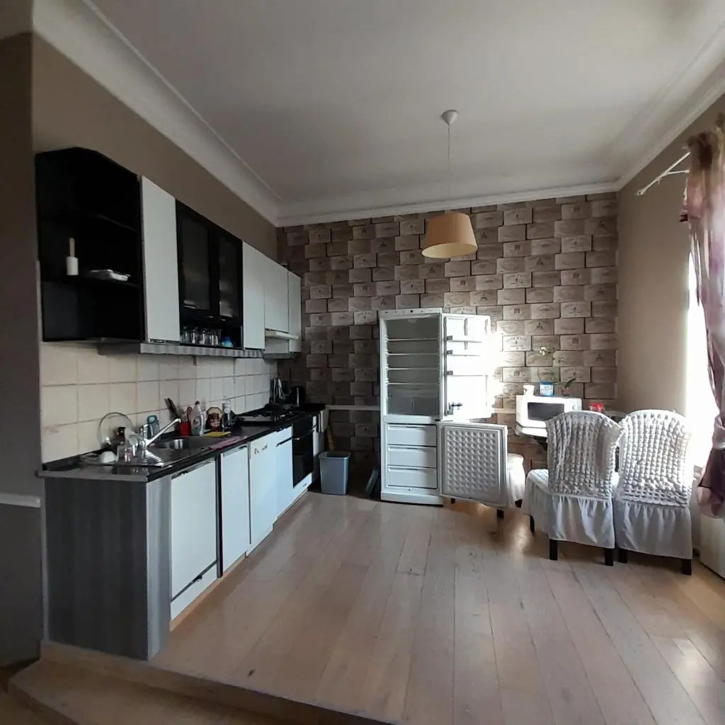 Фото Снять 4-комнатную квартиру, Гоголевская ул. 15 Киев в долгосрочную аренду, цена: 25000 UAH, код 4282