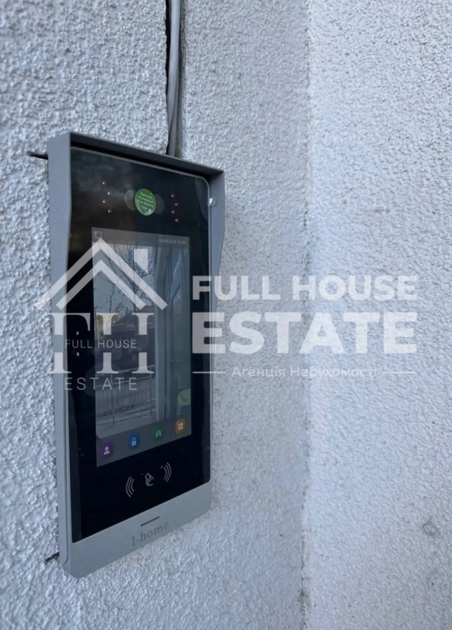 Фото Продаю 4 кімнатну квартиру, 155 кв. м, Бабієнків пров. (Бурмистенка)  Київ, ціна: 170000 $, код 4285