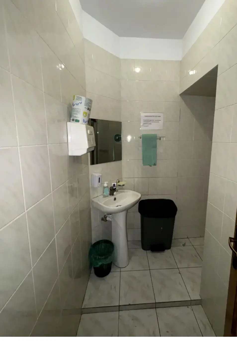 Фото Орендувати офіс, Жилянська вул. 5 Київ в довгострокову оренду, ціна: 70000 UAH, код 4288