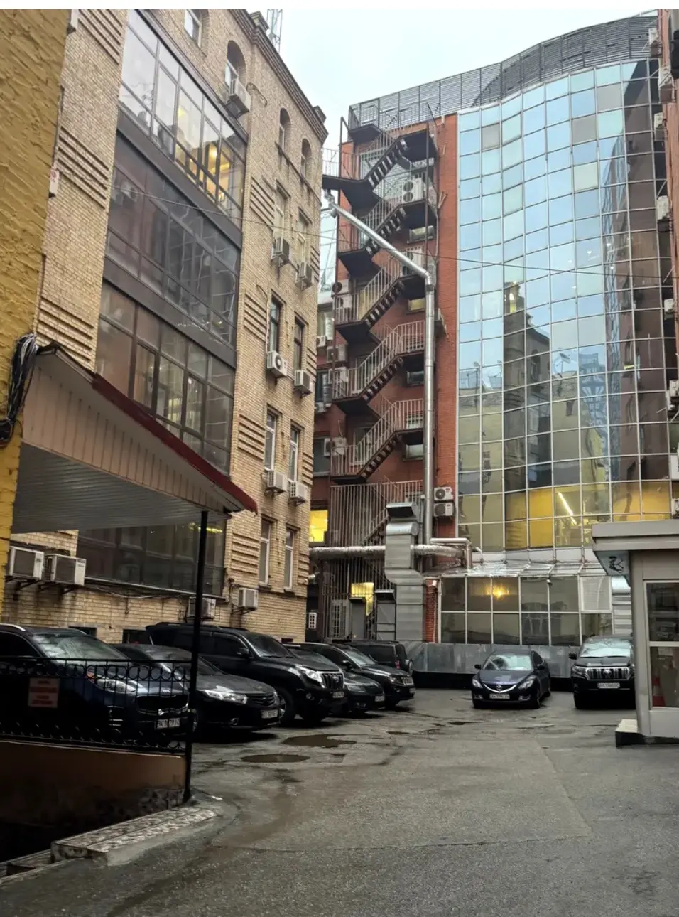 Фото Орендувати офіс, Жилянська вул. 5 Київ в довгострокову оренду, ціна: 70000 UAH, код 4288