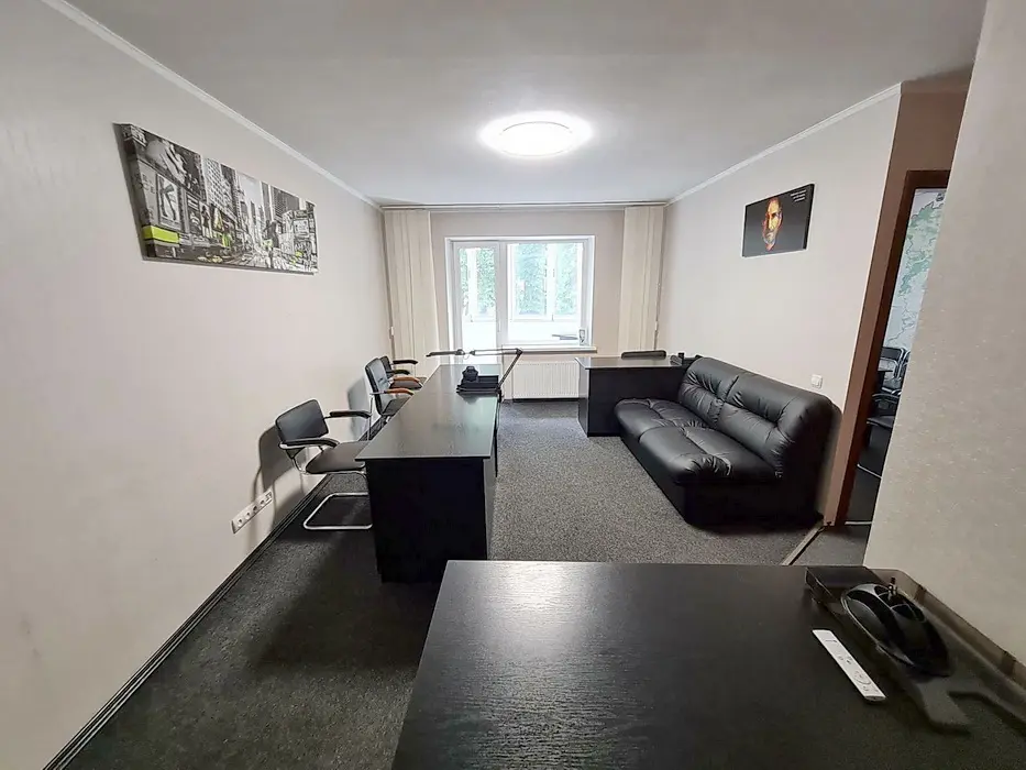 Фото Rent an office, Husovskoho Street 2 Kyiv for long-term rent, price: 16000 UAH, code 4296