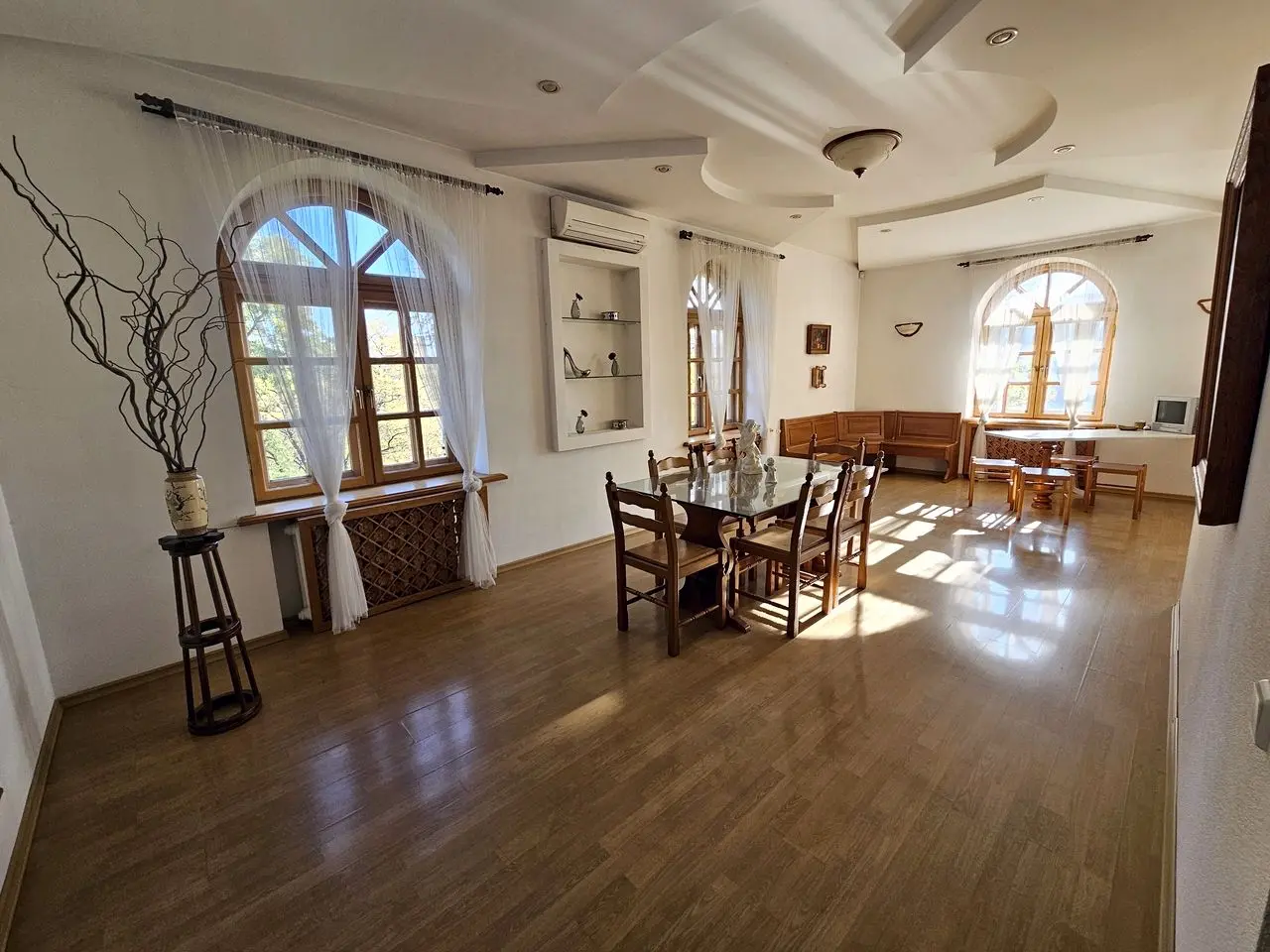 Фото Selling a 3-room apartment, 150 sq.m., Yuriia Savchenka Street 1а Dnipro, price: 99000 $, code 4298