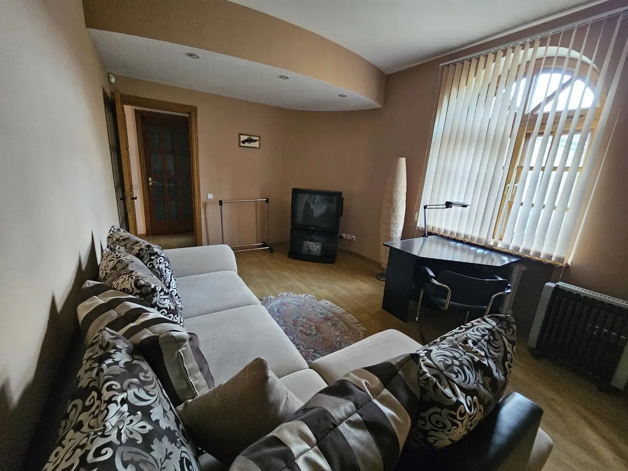 Фото Selling a 3-room apartment, 150 sq.m., Yuriia Savchenka Street 1а Dnipro, price: 99000 $, code 4298