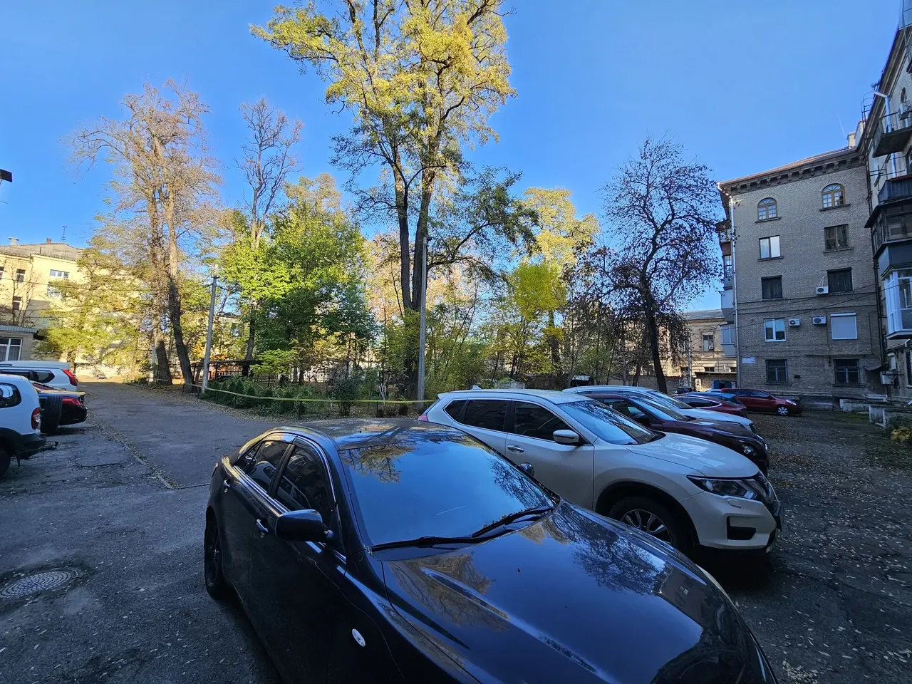 Фото Selling a 3-room apartment, 150 sq.m., Yuriia Savchenka Street 1а Dnipro, price: 99000 $, code 4298