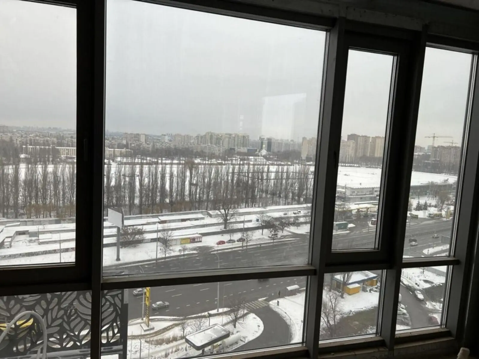 Фото Selling a 2-room apartment, 70 sq.m., Akademika Zabolotnoho Street  Kyiv, price: 125000 $, code 4299