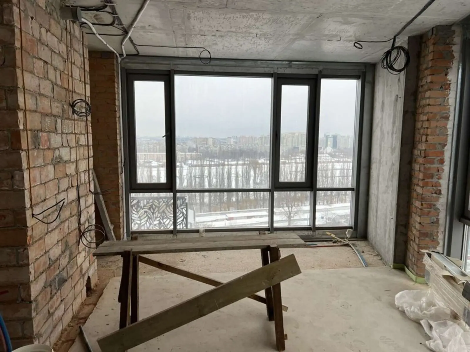 Фото Selling a 2-room apartment, 70 sq.m., Akademika Zabolotnoho Street  Kyiv, price: 125000 $, code 4299