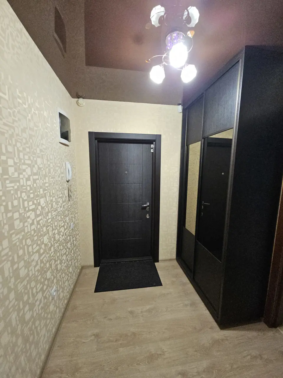 Фото Selling a 3-room apartment, 100 sq.m., 8-ho Bereznia Street 9а Slobozhanske, price: 105000 $, code 4301