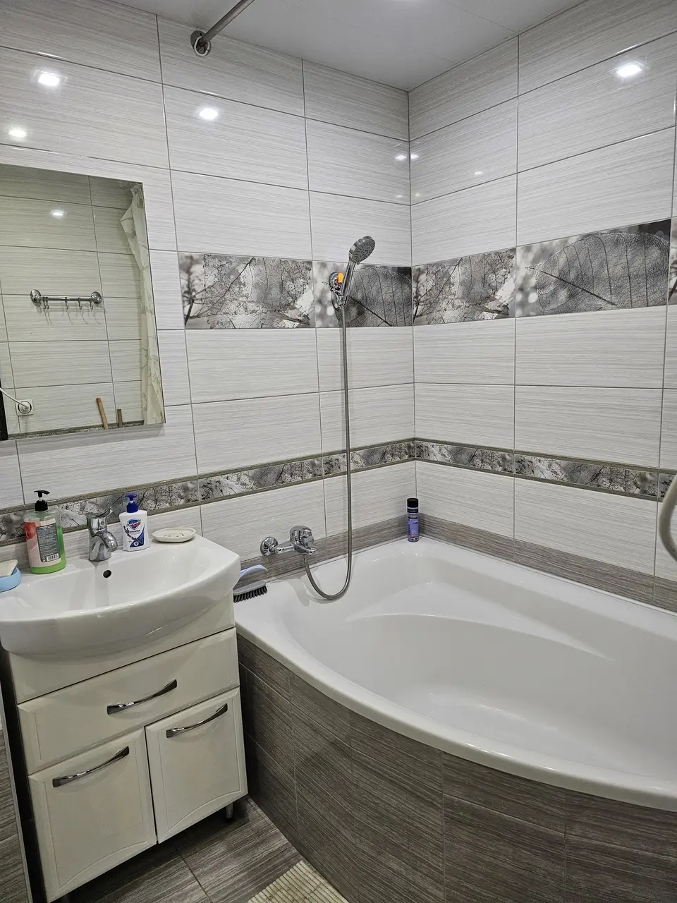 Фото Продаю 4-комнатную квартиру, 84 кв. м, Донецкое шоссе 15 Днепр, цена: 70000 $, код 4302